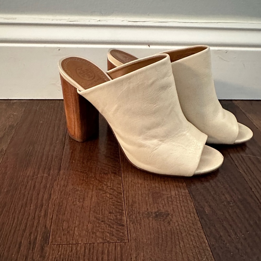 TORY BURCH MULES!!